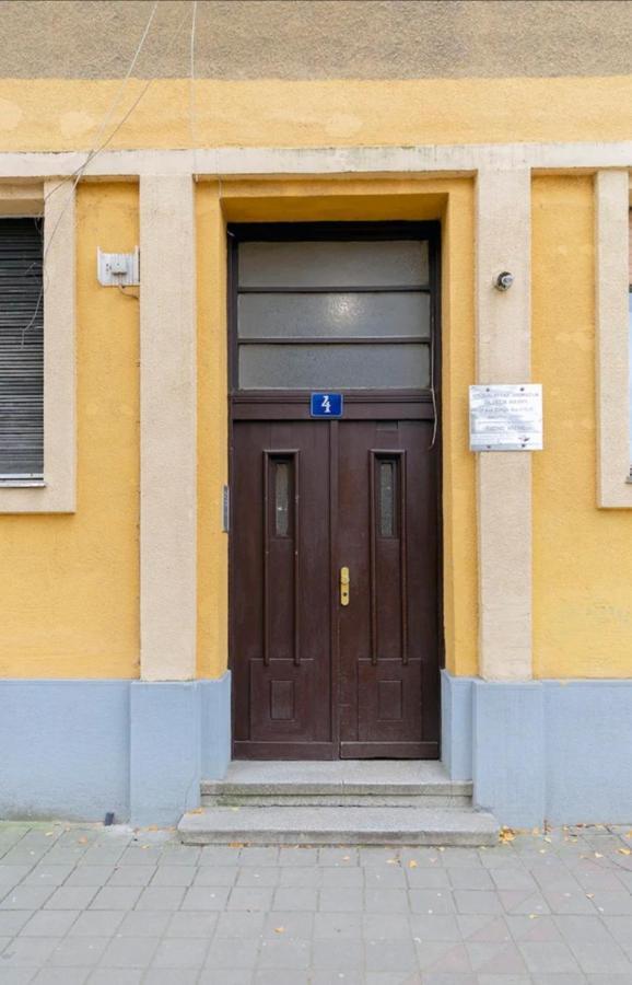 New Studio In The City Center Novi Sad Exterior foto